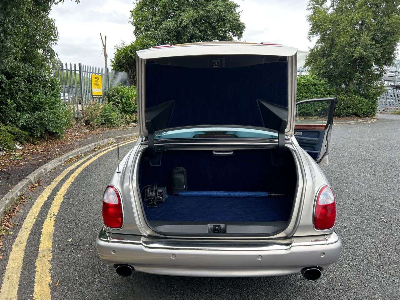 2002 BENTLEY ARNAGE 2002 BENTLEY ARNAGE