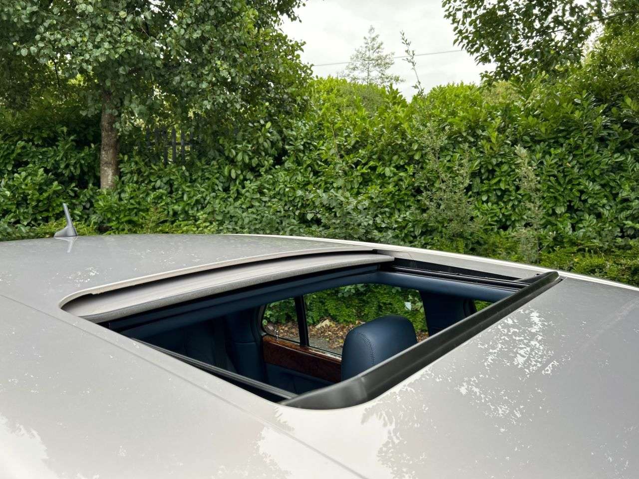 2002 BENTLEY ARNAGE 2002 BENTLEY ARNAGE