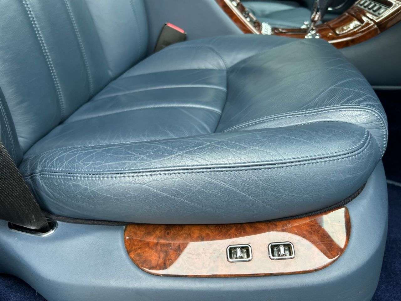 2002 BENTLEY ARNAGE 2002 BENTLEY ARNAGE