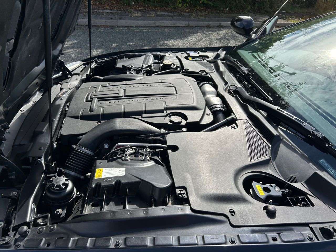 null JAGUAR XKR null JAGUAR XKR