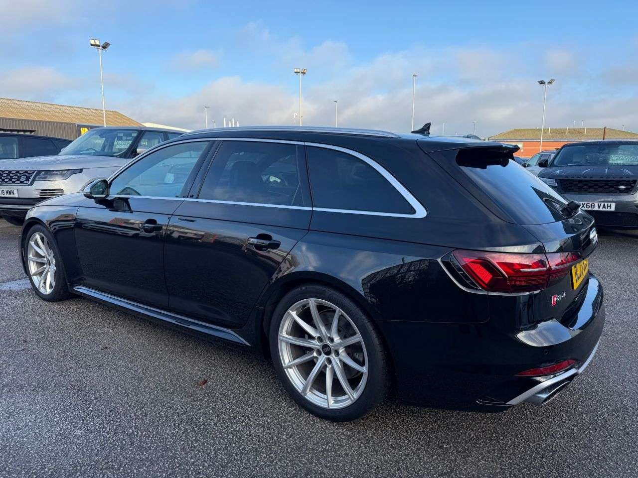 A 2023 AUDI RS4 AVANT 2.9 TFSI V6 Estate 5dr Petrol Tiptronic quattro Euro 6 (s/s) (450 ps)-1 Own A 2023 AUDI RS4 AVANT 2.9 TFSI V6 Estate 5dr Petrol Tiptronic quattro Euro 6 (s/s) (450 ps)-1 Own