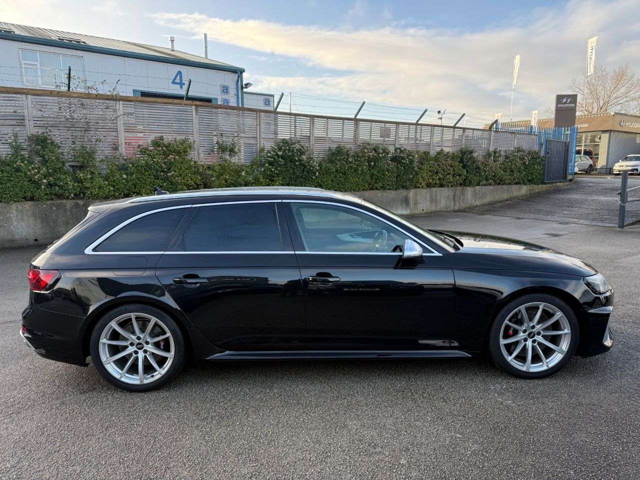 2023 AUDI RS4 AVANT 2023 AUDI RS4 AVANT