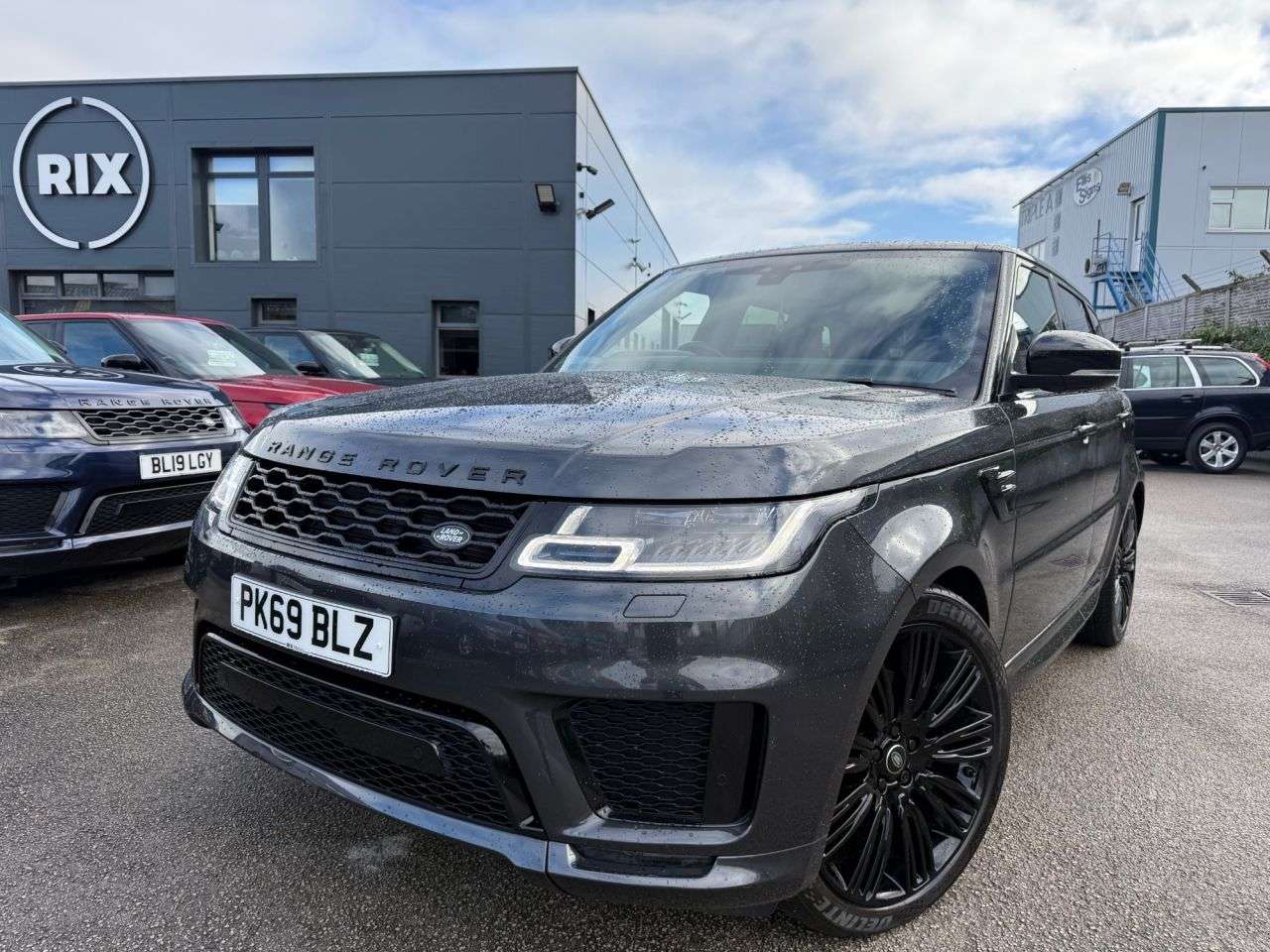 A 2019 LAND ROVER RANGE ROVER SPORT 3.0 SD V6 HSE Dynamic SUV 5dr Diesel Auto 4WD Euro 6 (s/s) (306 ps)-2 Owner A 2019 LAND ROVER RANGE ROVER SPORT 3.0 SD V6 HSE Dynamic SUV 5dr Diesel Auto 4WD Euro 6 (s/s) (306 ps)-2 Owner