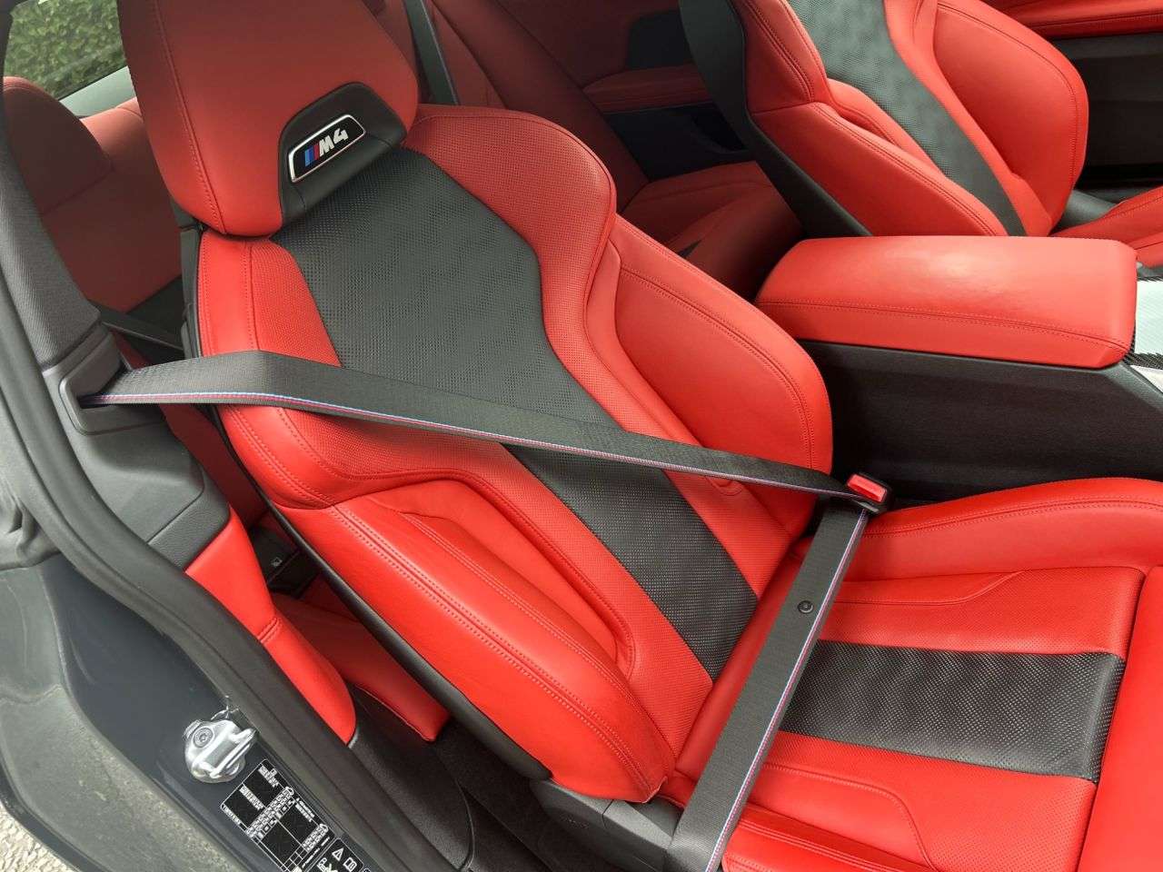 2022 BMW M4 2022 BMW M4