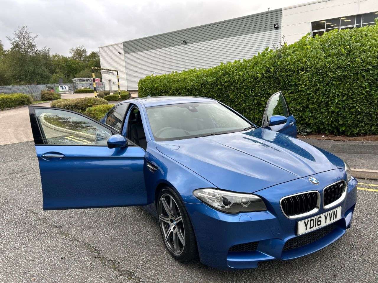 2016 BMW M5 2016 BMW M5