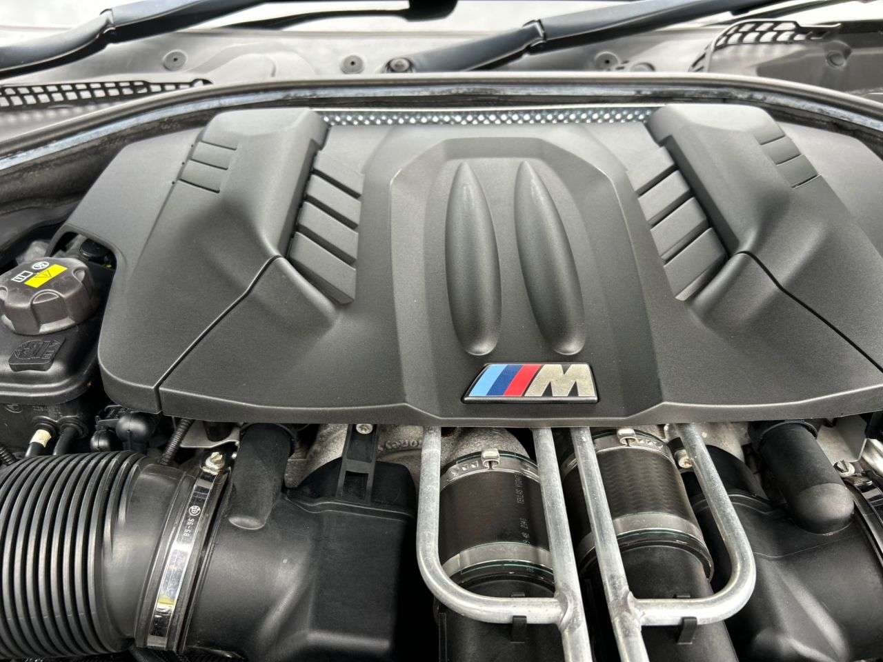 2016 BMW M5 2016 BMW M5