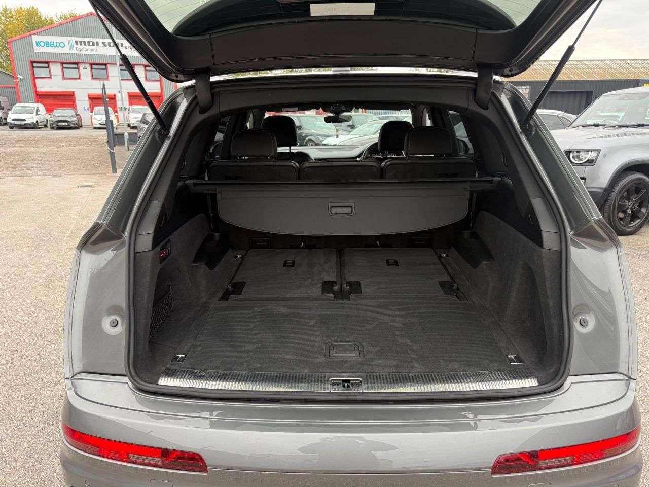 2016 AUDI Q7 2016 AUDI Q7