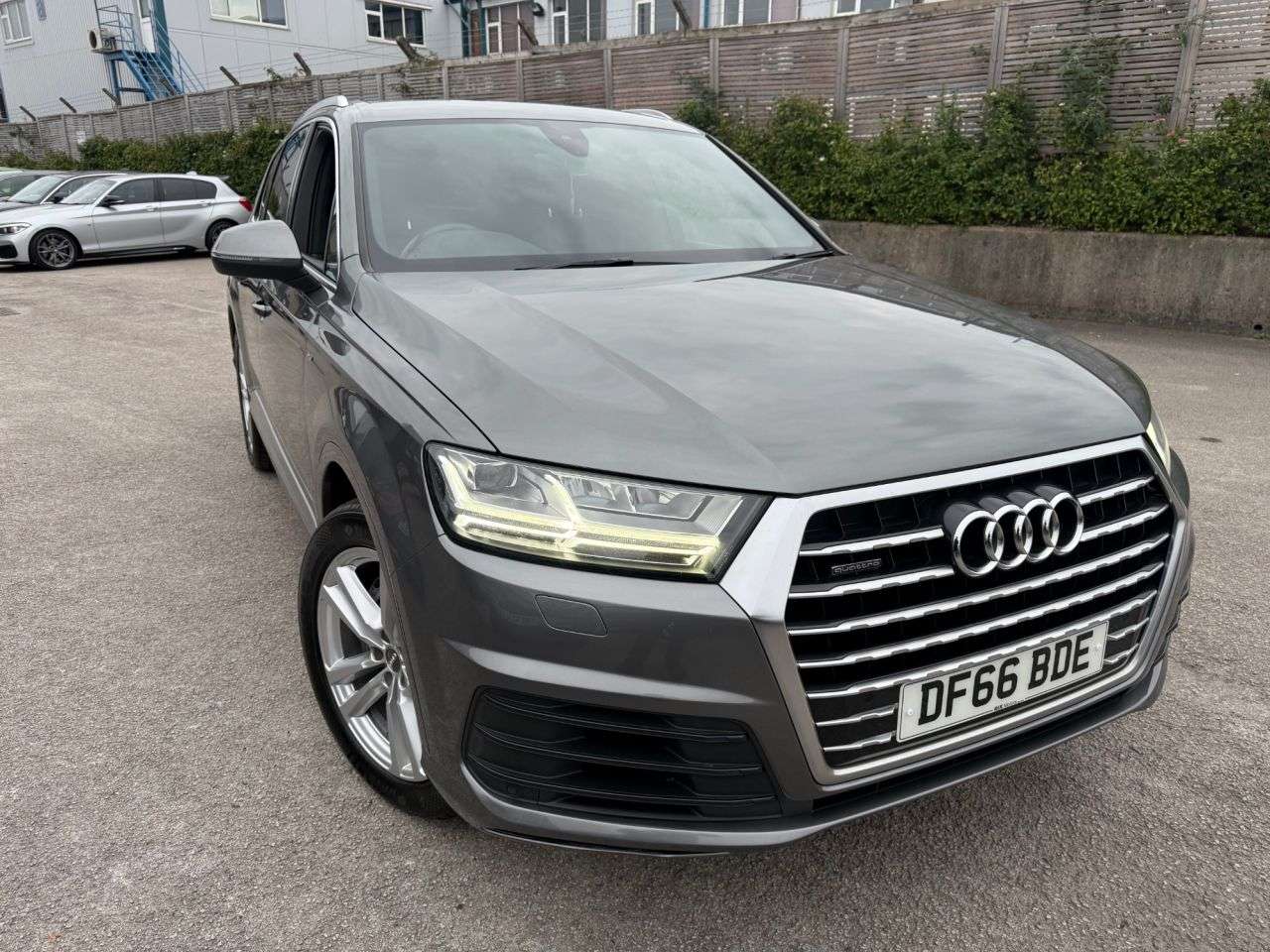 2016 AUDI Q7 2016 AUDI Q7