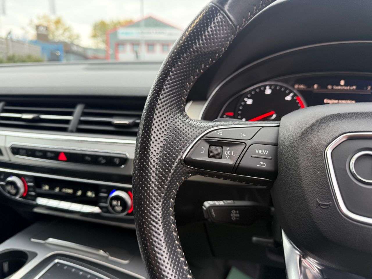 2016 AUDI Q7 2016 AUDI Q7