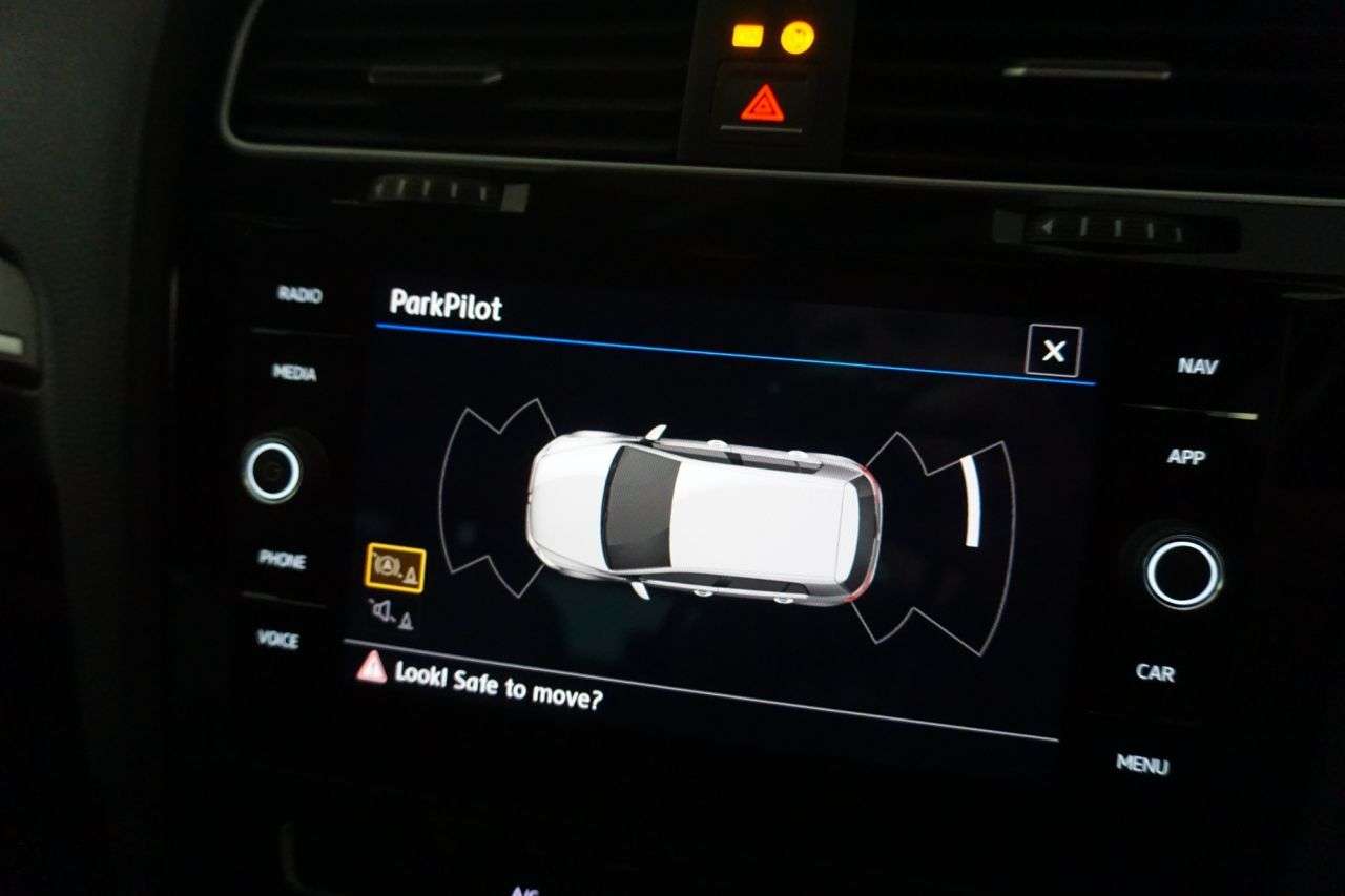 2017 VOLKSWAGEN GOLF 2017 VOLKSWAGEN GOLF