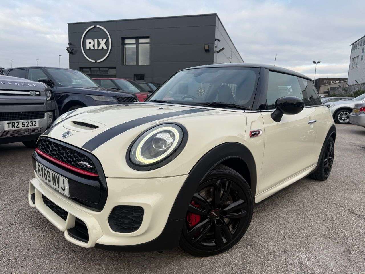 A 2019 MINI HATCH 2.0 John Cooper Works GPF Hatchback 3dr Petrol Manual Euro 6 (s/s) (231 ps) A 2019 MINI HATCH 2.0 John Cooper Works GPF Hatchback 3dr Petrol Manual Euro 6 (s/s) (231 ps)