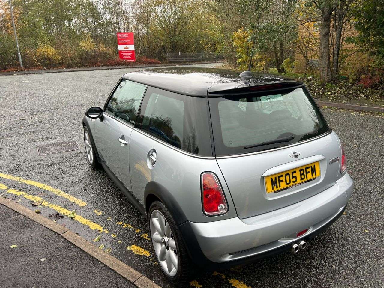 2005 MINI HATCH 2005 MINI HATCH