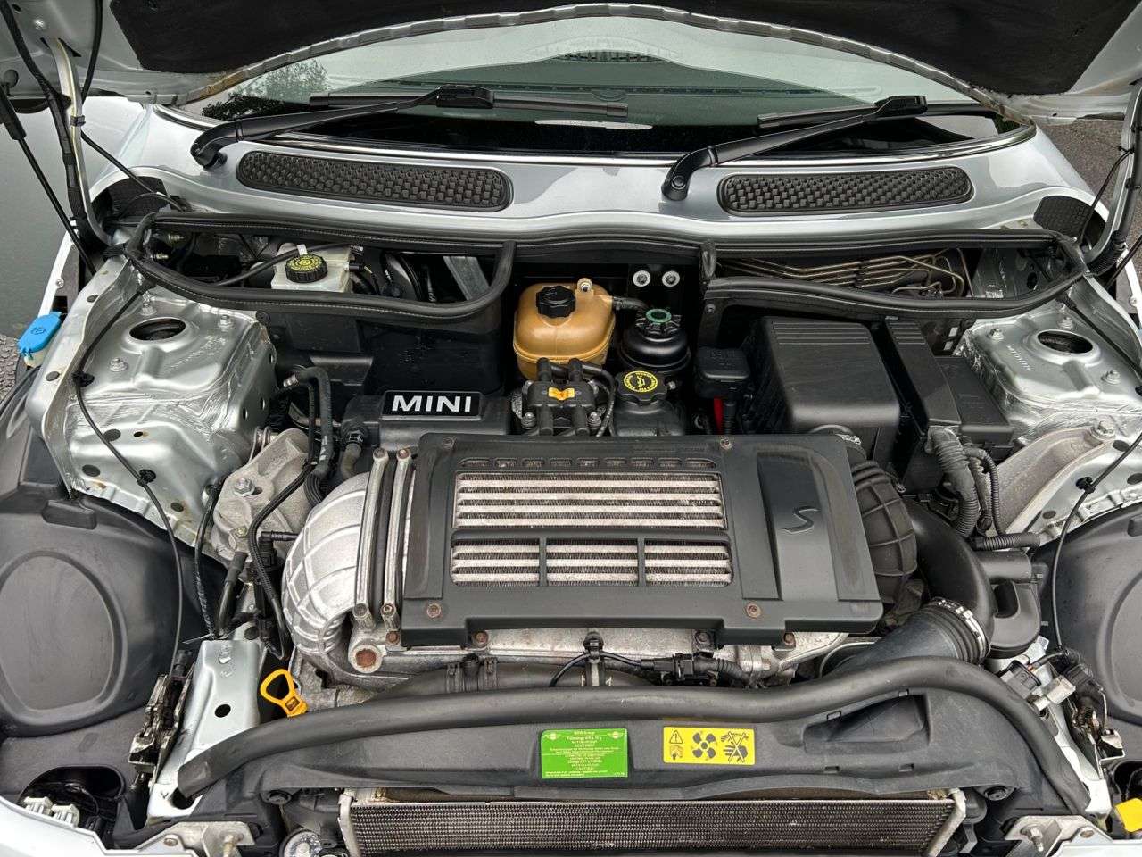 2005 MINI HATCH 2005 MINI HATCH