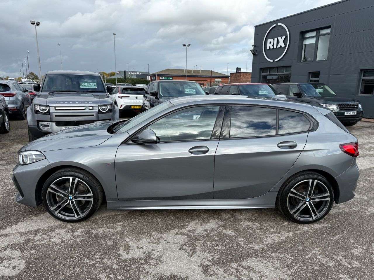A 2023 BMW 1 SERIES 1.5 118i M Sport (LCP) Hatchback 5dr Petrol Manual Euro 6-2 OWNER CAR FINIS A 2023 BMW 1 SERIES 1.5 118i M Sport (LCP) Hatchback 5dr Petrol Manual Euro 6-2 OWNER CAR FINIS