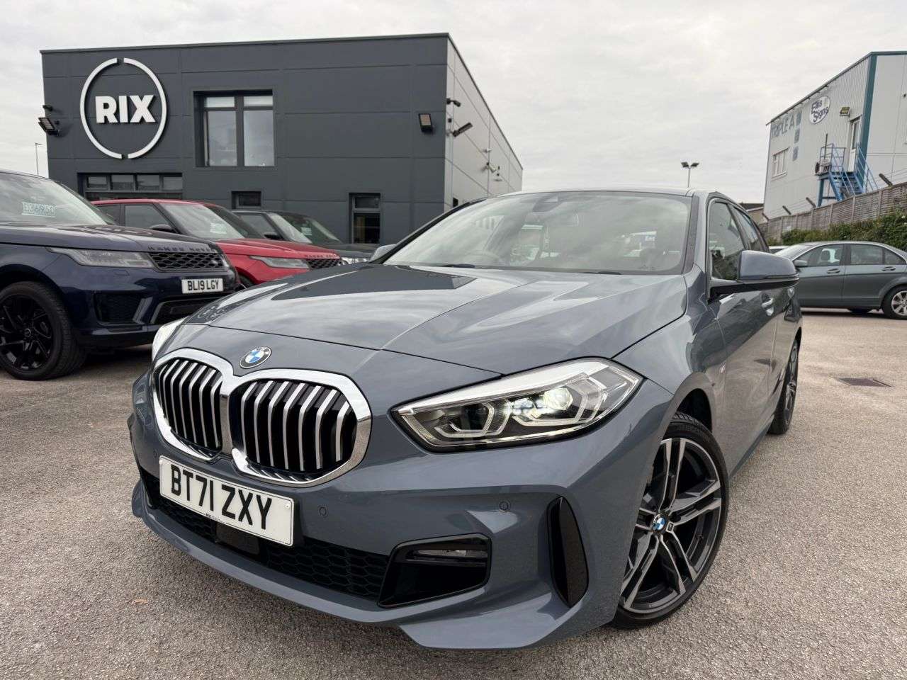 A 2022 BMW 1 SERIES 1.5 118i M Sport (LCP) Hatchback 5dr Petrol Manual Euro 6-1 OWNER FROM NEW A 2022 BMW 1 SERIES 1.5 118i M Sport (LCP) Hatchback 5dr Petrol Manual Euro 6-1 OWNER FROM NEW