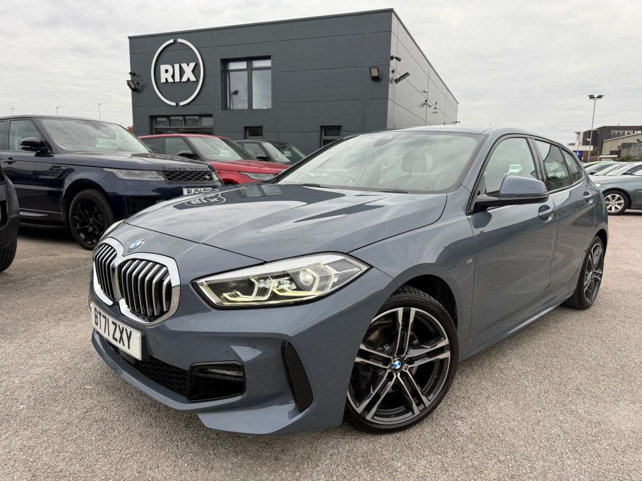 A 2022 BMW 1 SERIES 1.5 118i M Sport (LCP) Hatchback 5dr Petrol Manual Euro 6-1 OWNER FROM NEW A 2022 BMW 1 SERIES 1.5 118i M Sport (LCP) Hatchback 5dr Petrol Manual Euro 6-1 OWNER FROM NEW