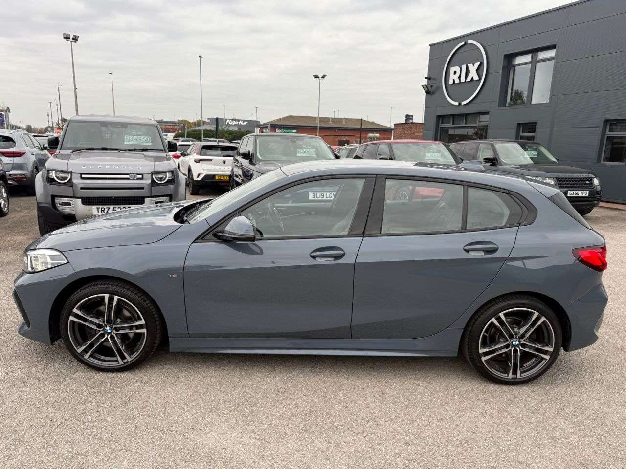 A 2022 BMW 1 SERIES 1.5 118i M Sport (LCP) Hatchback 5dr Petrol Manual Euro 6-1 OWNER FROM NEW A 2022 BMW 1 SERIES 1.5 118i M Sport (LCP) Hatchback 5dr Petrol Manual Euro 6-1 OWNER FROM NEW