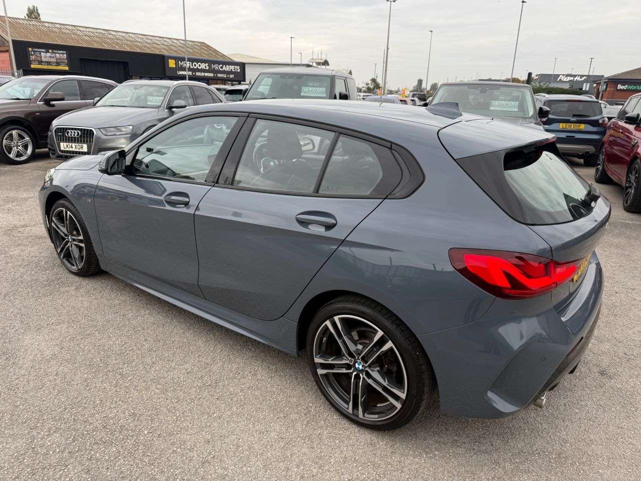 A 2022 BMW 1 SERIES 1.5 118i M Sport (LCP) Hatchback 5dr Petrol Manual Euro 6-1 OWNER FROM NEW A 2022 BMW 1 SERIES 1.5 118i M Sport (LCP) Hatchback 5dr Petrol Manual Euro 6-1 OWNER FROM NEW