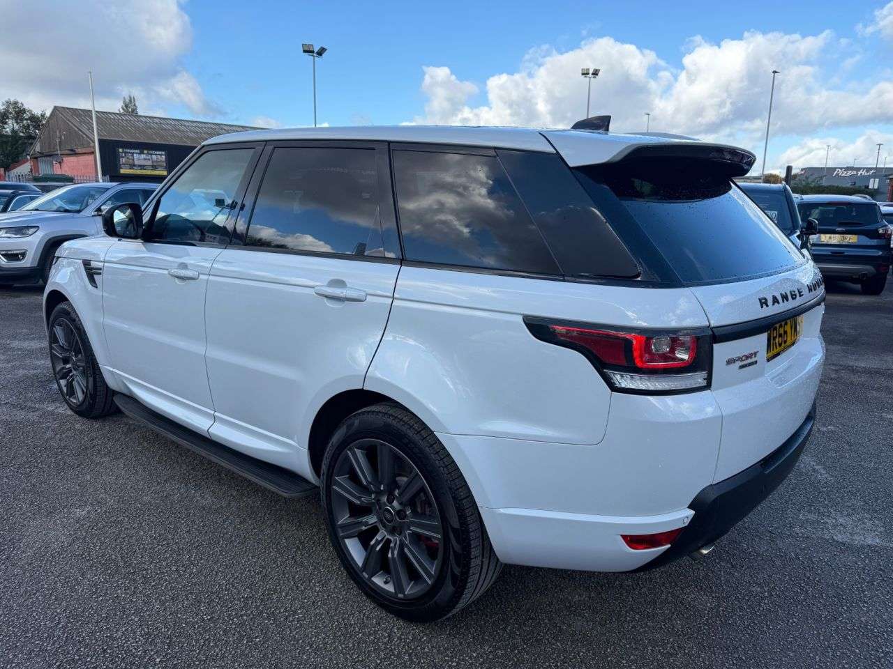 A 2016 LAND ROVER RANGE ROVER SPORT 3.0 SD V6 HSE Dynamic SUV 5dr Diesel Auto 4WD Euro 6-Factory Extras Worth £ A 2016 LAND ROVER RANGE ROVER SPORT 3.0 SD V6 HSE Dynamic SUV 5dr Diesel Auto 4WD Euro 6-Factory Extras Worth £