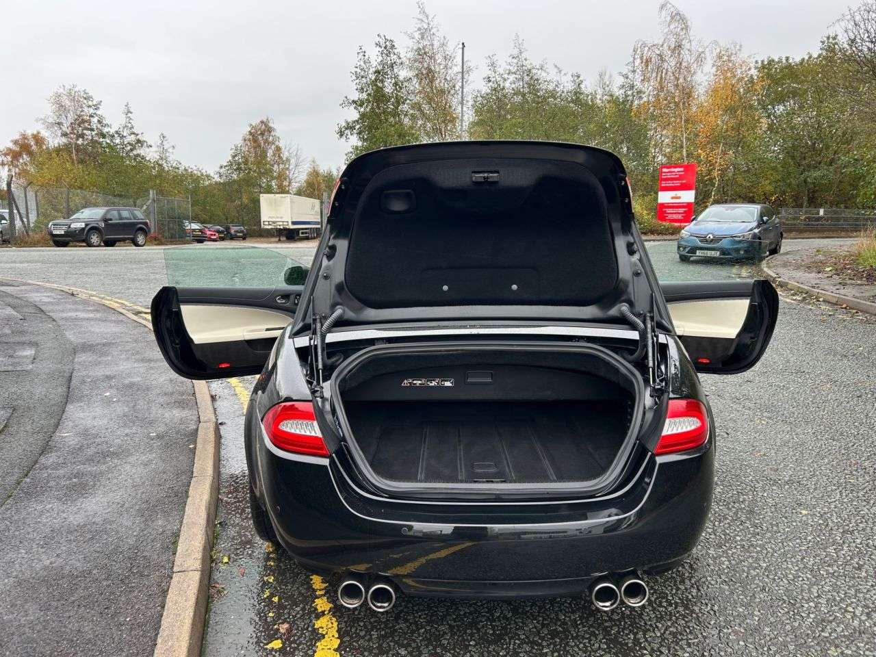 2013 JAGUAR XKR 2013 JAGUAR XKR