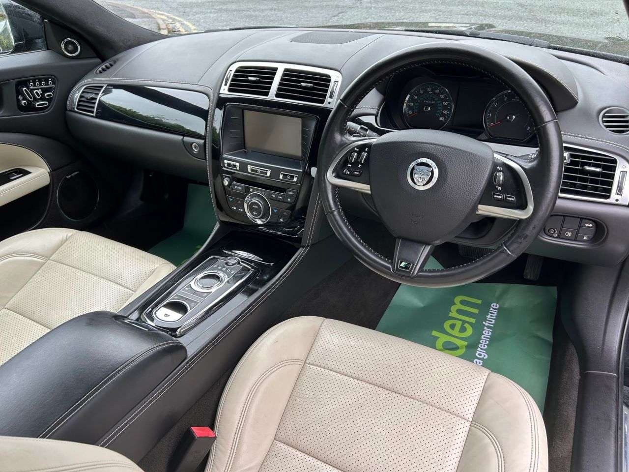 2013 JAGUAR XKR 2013 JAGUAR XKR