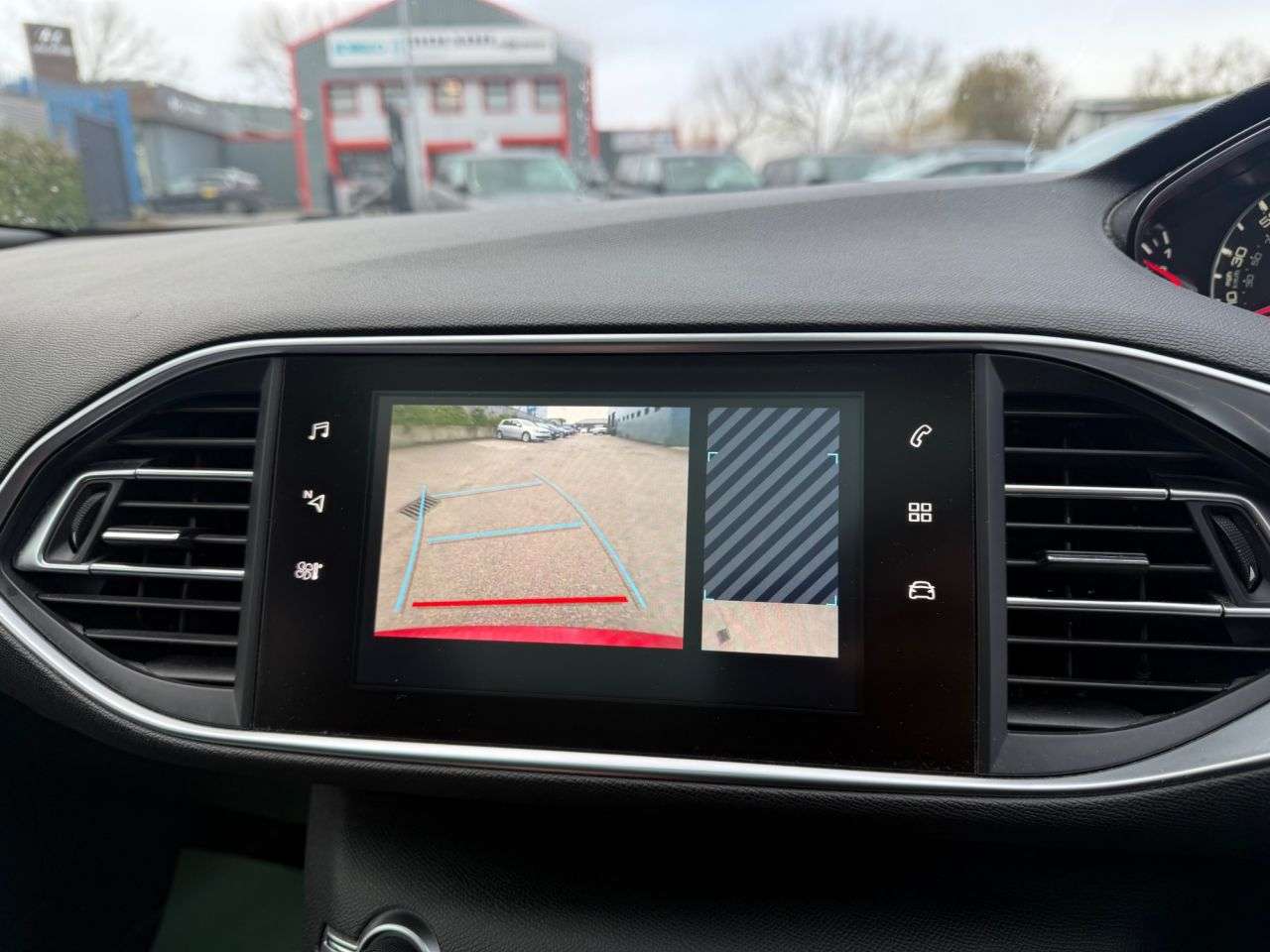 2017 PEUGEOT 308 SW 2017 PEUGEOT 308 SW