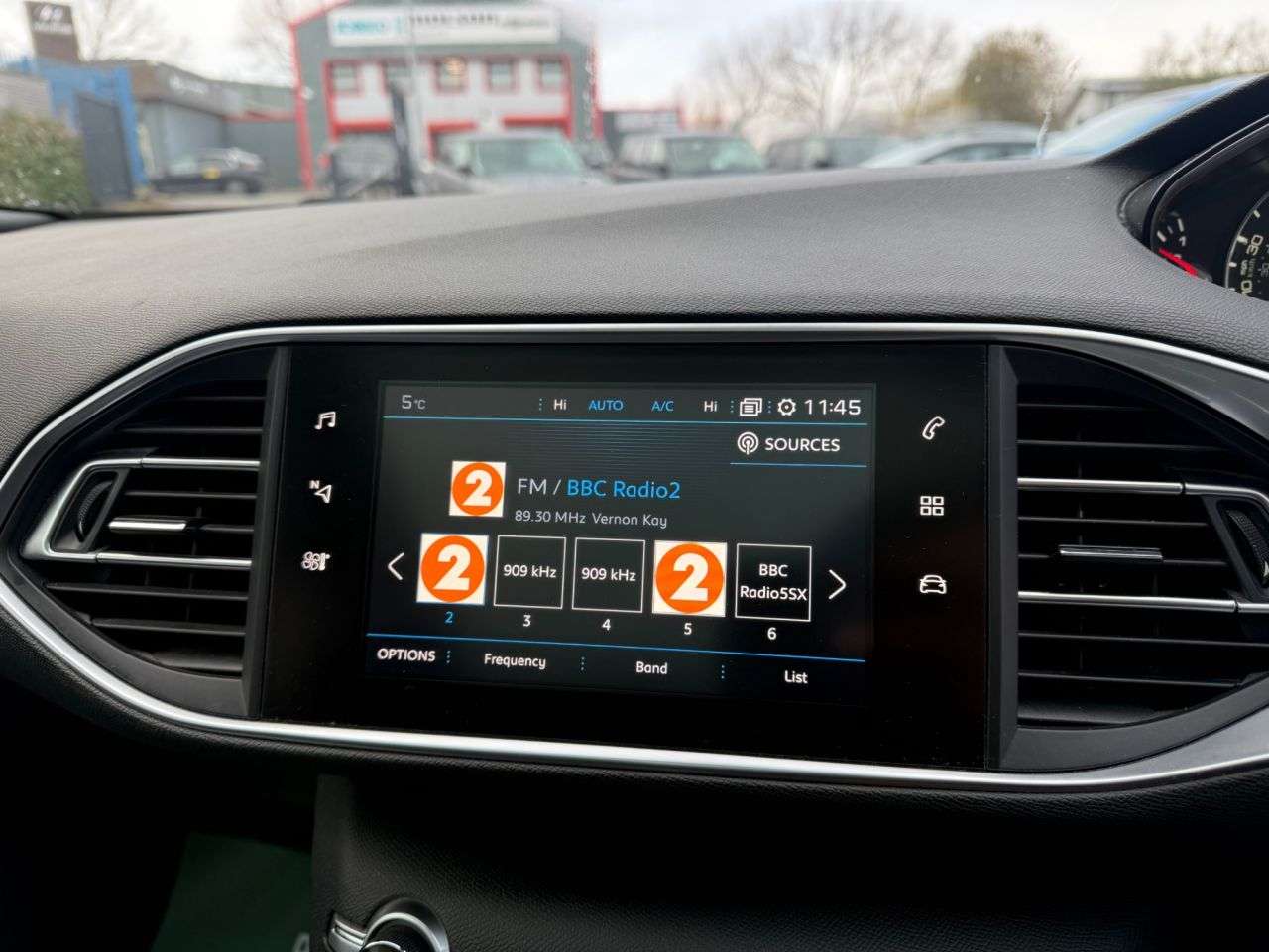 2017 PEUGEOT 308 SW 2017 PEUGEOT 308 SW