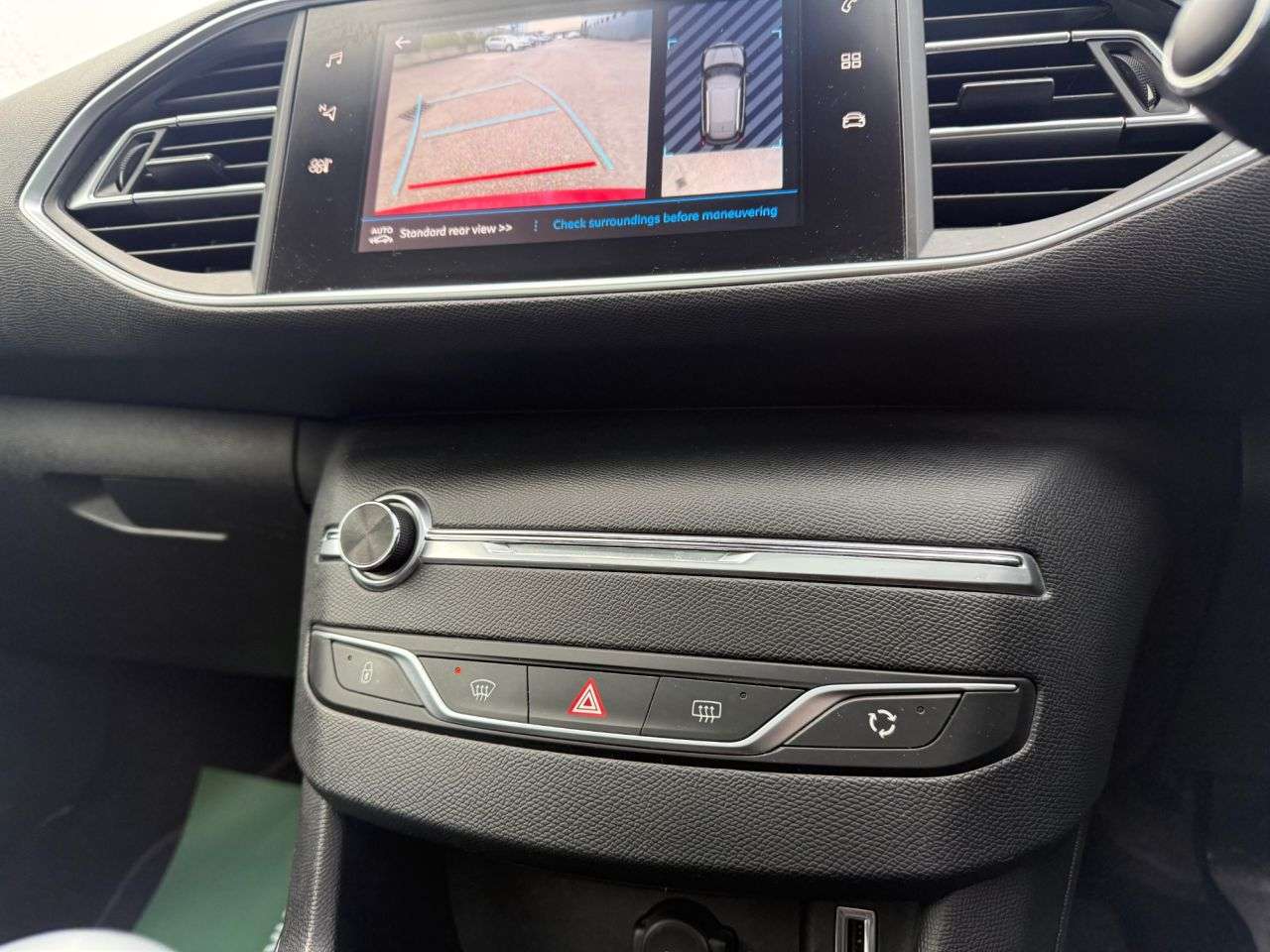 2017 PEUGEOT 308 SW 2017 PEUGEOT 308 SW