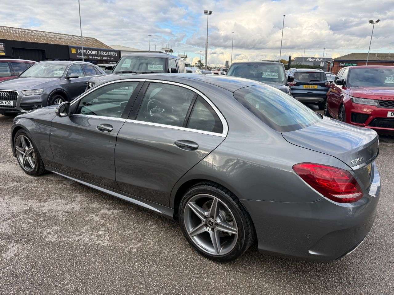 A 2018 MERCEDES-BENZ C-CLASS 2.0 C200 AMG Line Saloon 4dr Petrol G-Tronic+ Euro 6-2 FORMER KEEPERS-FINIS A 2018 MERCEDES-BENZ C-CLASS 2.0 C200 AMG Line Saloon 4dr Petrol G-Tronic+ Euro 6-2 FORMER KEEPERS-FINIS