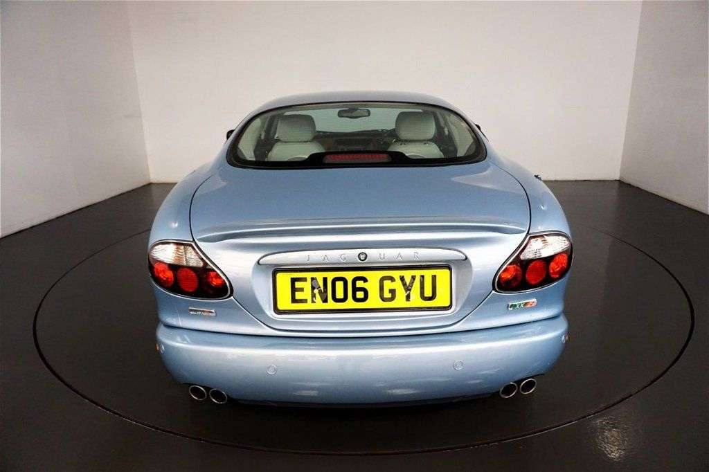 2006 JAGUAR XK8 2006 JAGUAR XK8