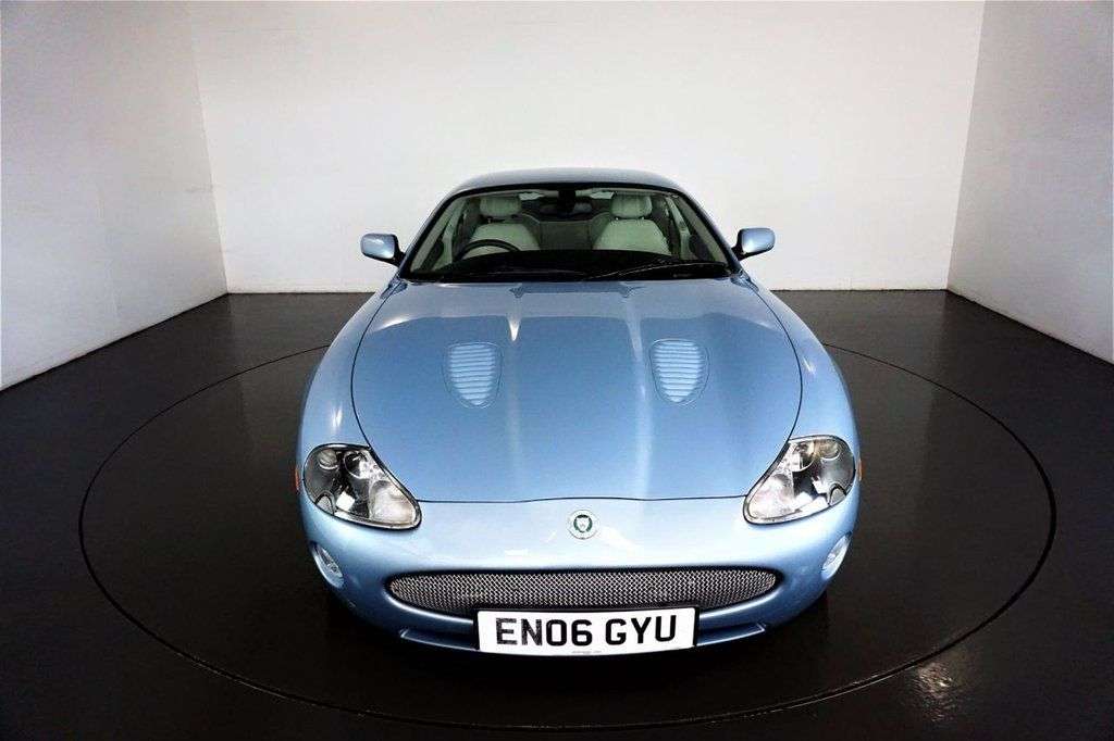 2006 JAGUAR XK8 2006 JAGUAR XK8