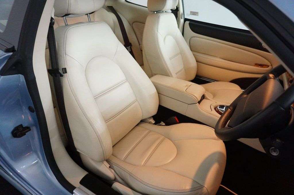 2006 JAGUAR XK8 2006 JAGUAR XK8