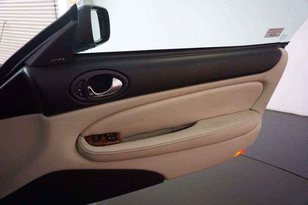 2006 JAGUAR XK8 2006 JAGUAR XK8