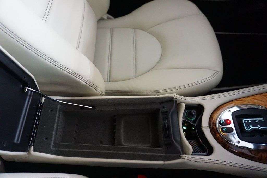 2006 JAGUAR XK8 2006 JAGUAR XK8