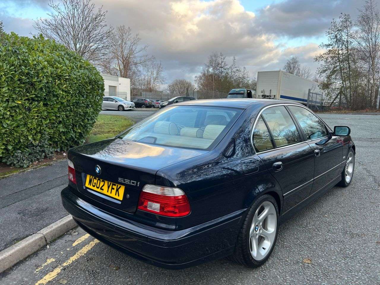 A 2002 BMW 5 SERIES 3.0 530i SE Saloon 4dr Petrol Manual (229 g/km, 231 bhp)-1 Owner From New-S A 2002 BMW 5 SERIES 3.0 530i SE Saloon 4dr Petrol Manual (229 g/km, 231 bhp)-1 Owner From New-S