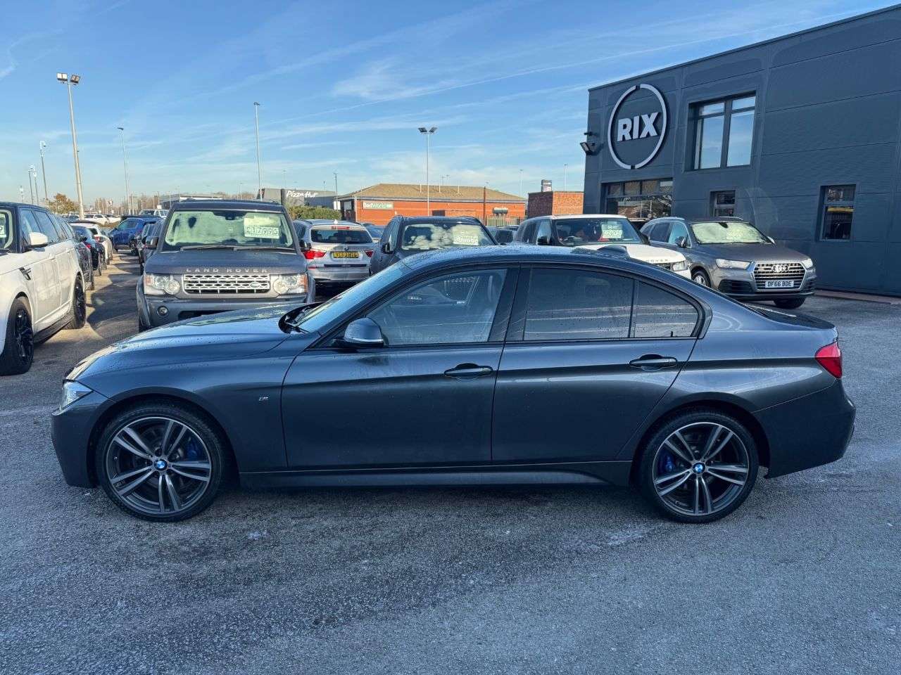 A 2015 BMW 3 SERIES 3.0 335d M Sport Saloon 4dr Diesel Auto xDrive Euro 6-Factory Extras Worth A 2015 BMW 3 SERIES 3.0 335d M Sport Saloon 4dr Diesel Auto xDrive Euro 6-Factory Extras Worth