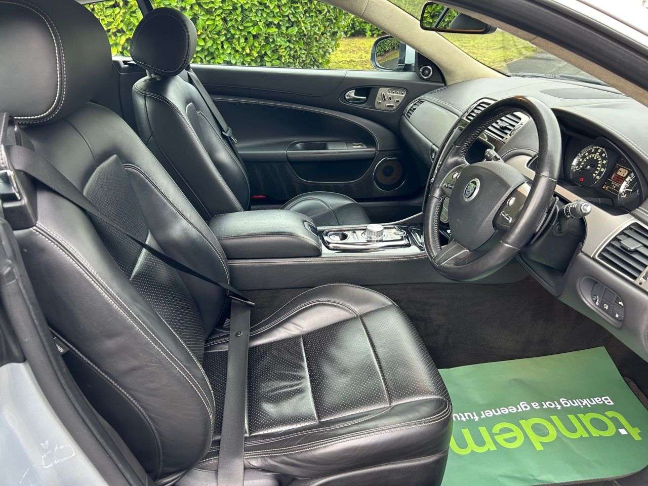 2011 JAGUAR XK 2011 JAGUAR XK