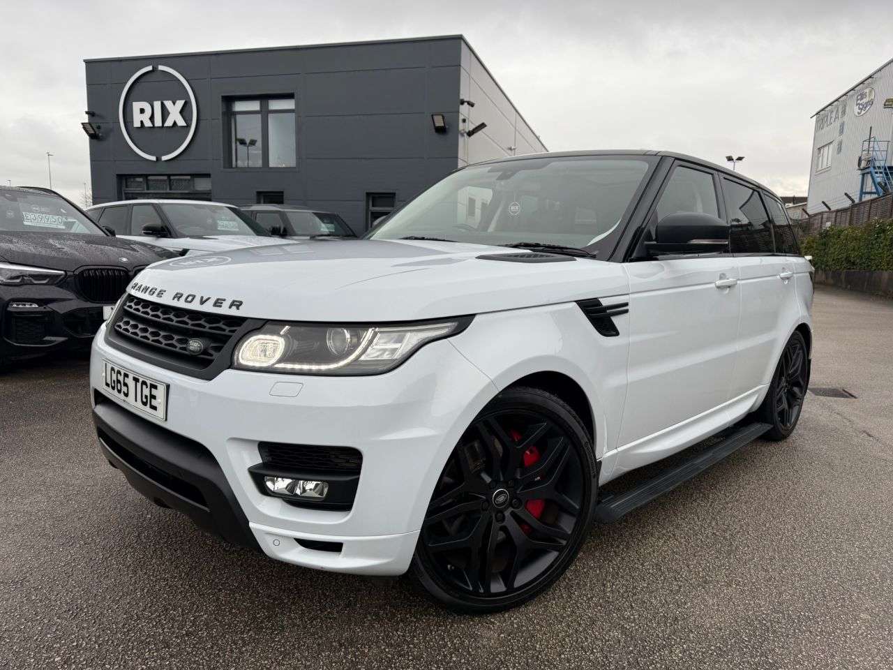 A 2015 LAND ROVER RANGE ROVER SPORT 3.0 SD V6 Autobiography Dynamic SUV 5dr Diesel Auto 4WD Euro 6-2 FORMER KEE A 2015 LAND ROVER RANGE ROVER SPORT 3.0 SD V6 Autobiography Dynamic SUV 5dr Diesel Auto 4WD Euro 6-2 FORMER KEE