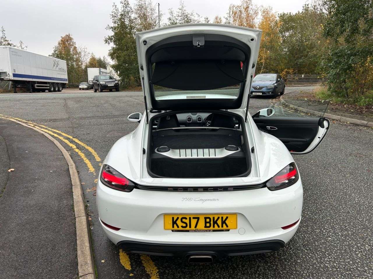 2017 PORSCHE 718 CAYMAN 2017 PORSCHE 718 CAYMAN