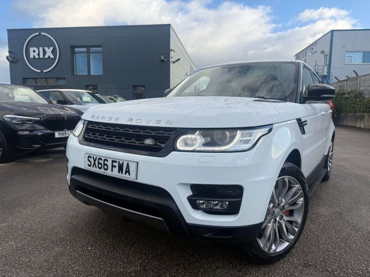 A 2016 LAND ROVER RANGE ROVER SPORT 3.0 SD V6 HSE Dynamic SUV 5dr Diesel Auto 4WD Euro 6-Factory Extras Worth £ A 2016 LAND ROVER RANGE ROVER SPORT 3.0 SD V6 HSE Dynamic SUV 5dr Diesel Auto 4WD Euro 6-Factory Extras Worth £