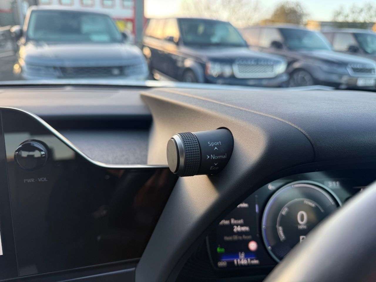 2023 LEXUS UX 2023 LEXUS UX