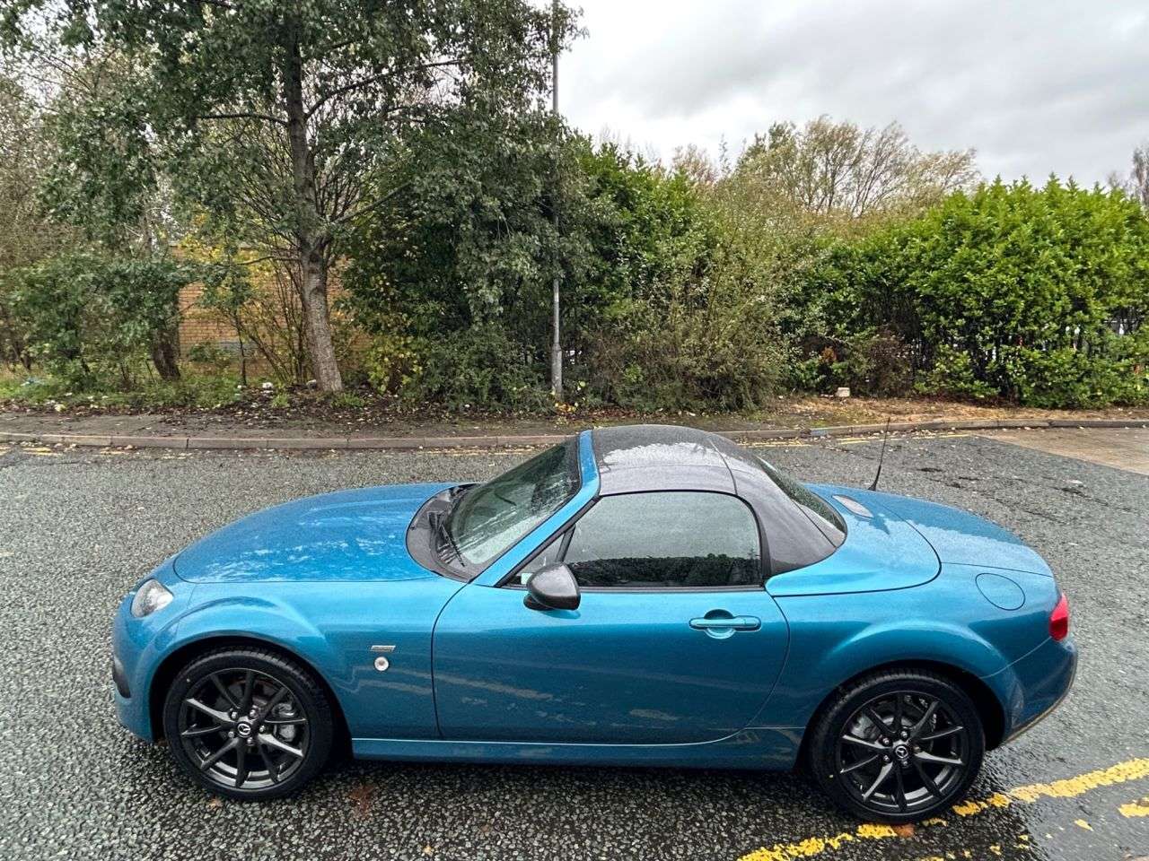 2013 MAZDA MX-5 2013 MAZDA MX-5