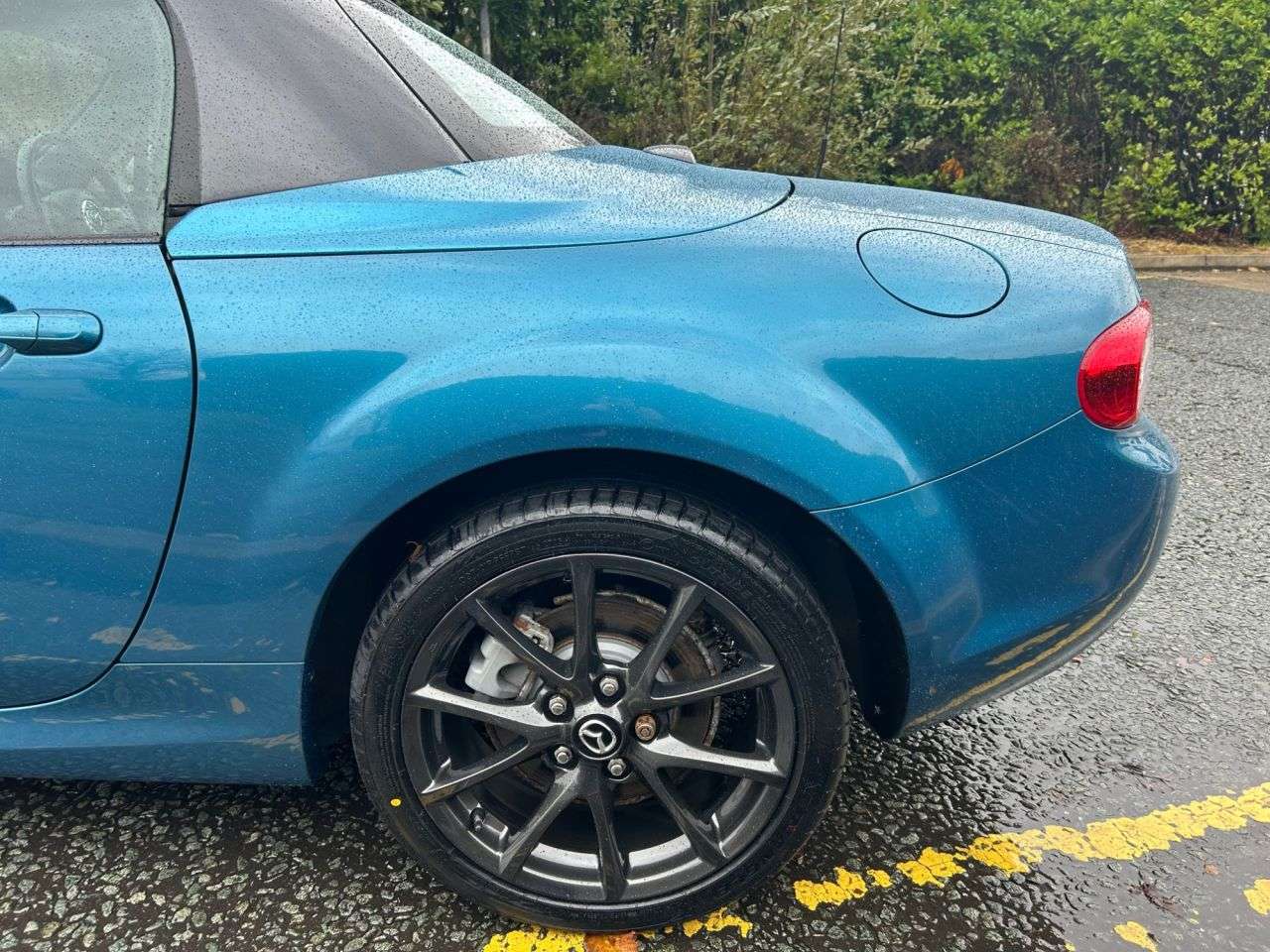 2013 MAZDA MX-5 2013 MAZDA MX-5