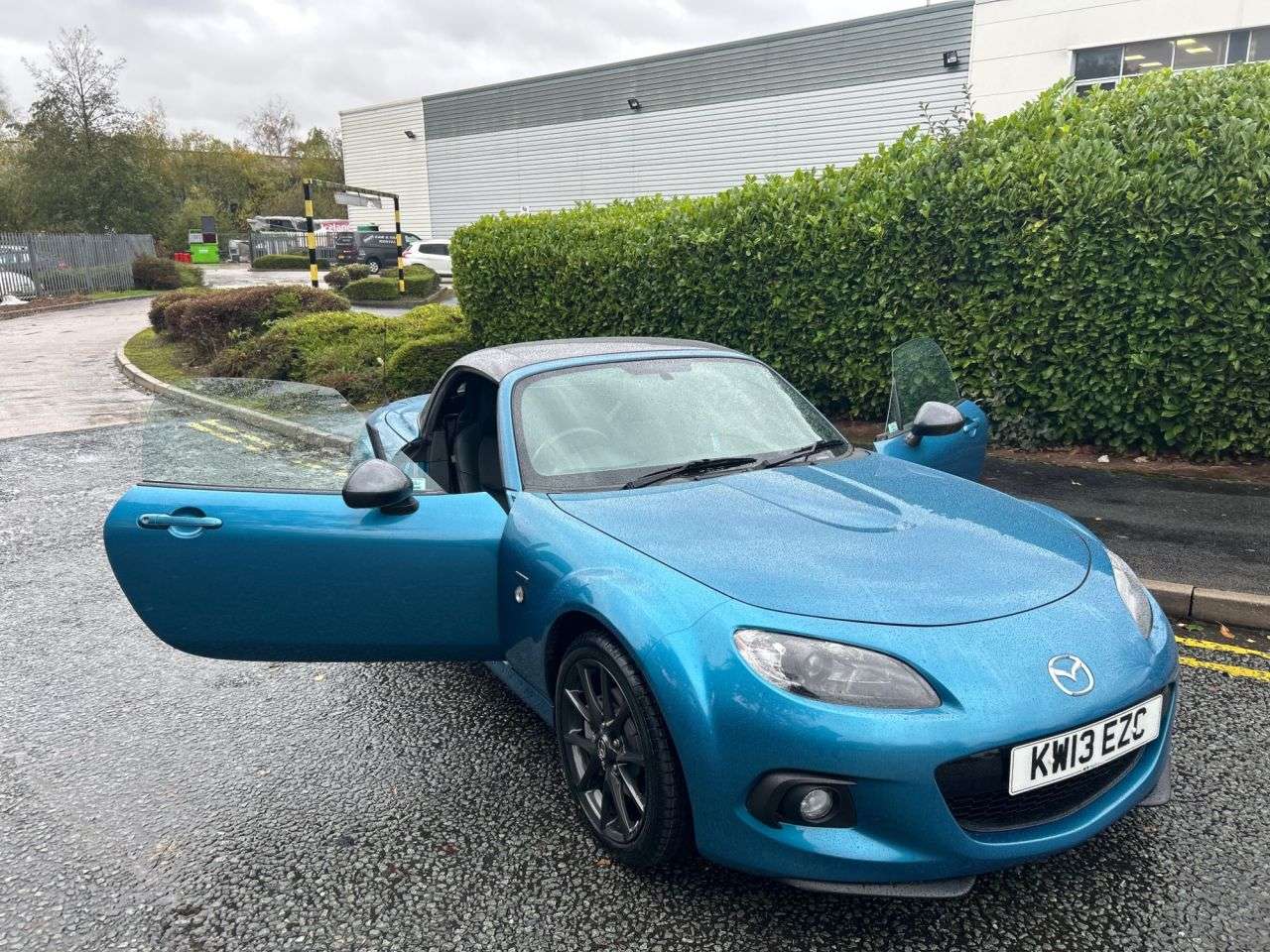 2013 MAZDA MX-5 2013 MAZDA MX-5