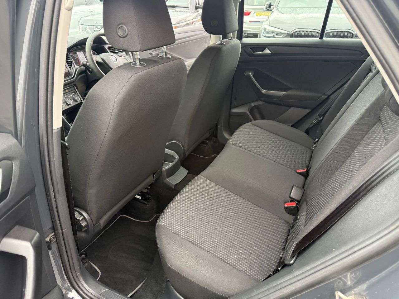 2018 VOLKSWAGEN T-ROC 2018 VOLKSWAGEN T-ROC