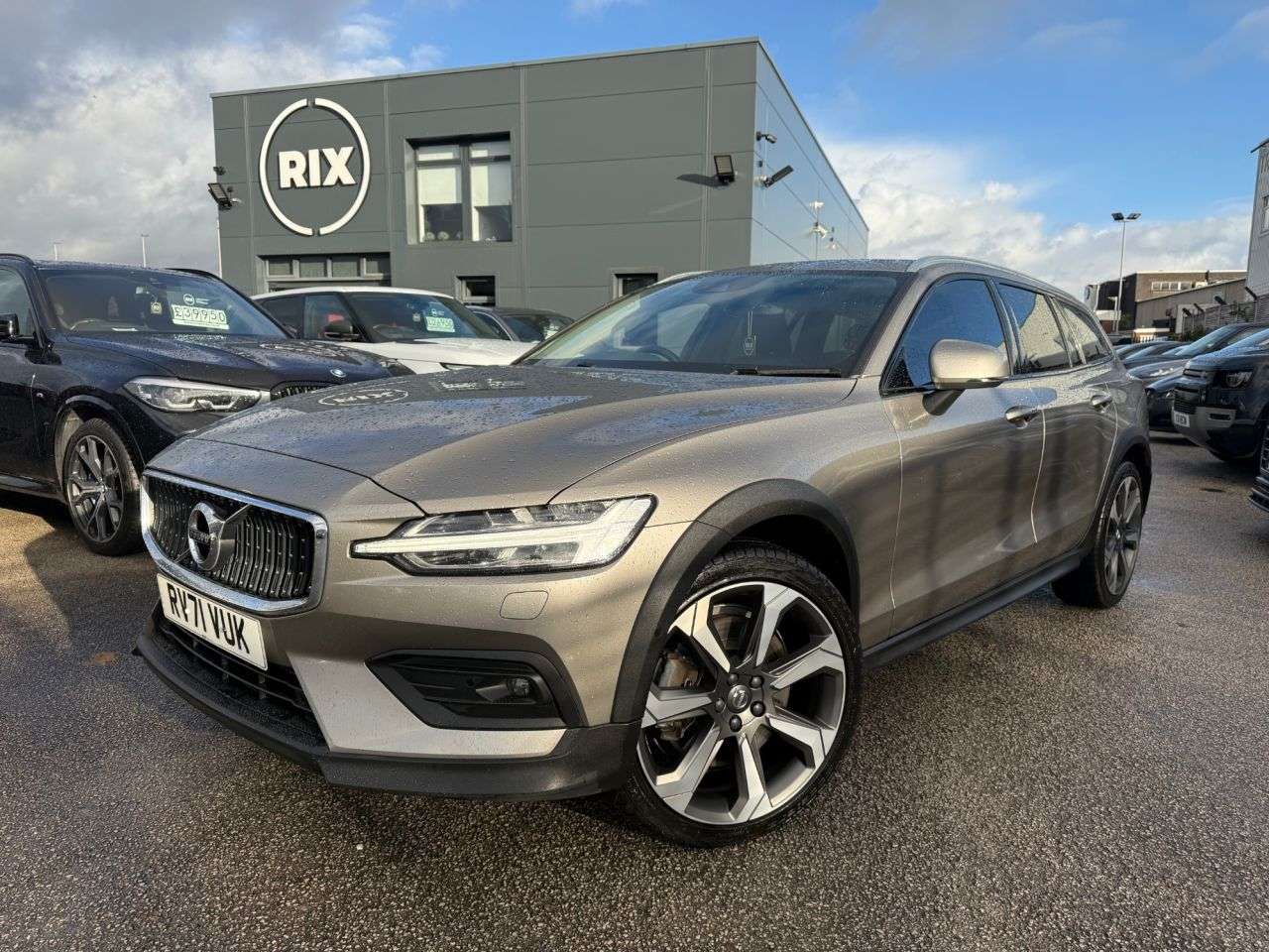 2021 VOLVO V60 CROSS COUNTRY 2021 VOLVO V60 CROSS COUNTRY