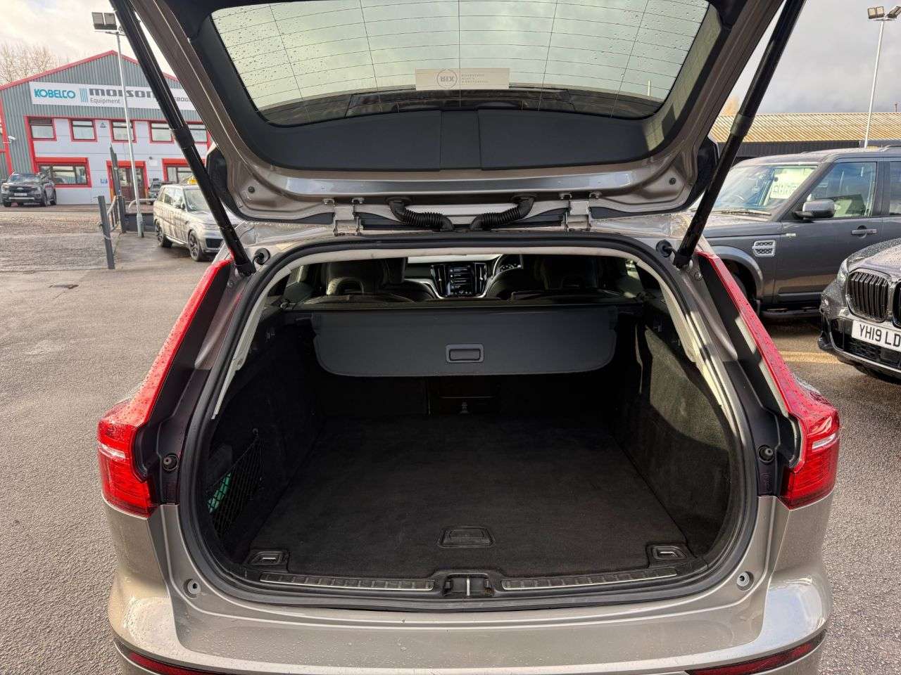 2021 VOLVO V60 CROSS COUNTRY 2021 VOLVO V60 CROSS COUNTRY