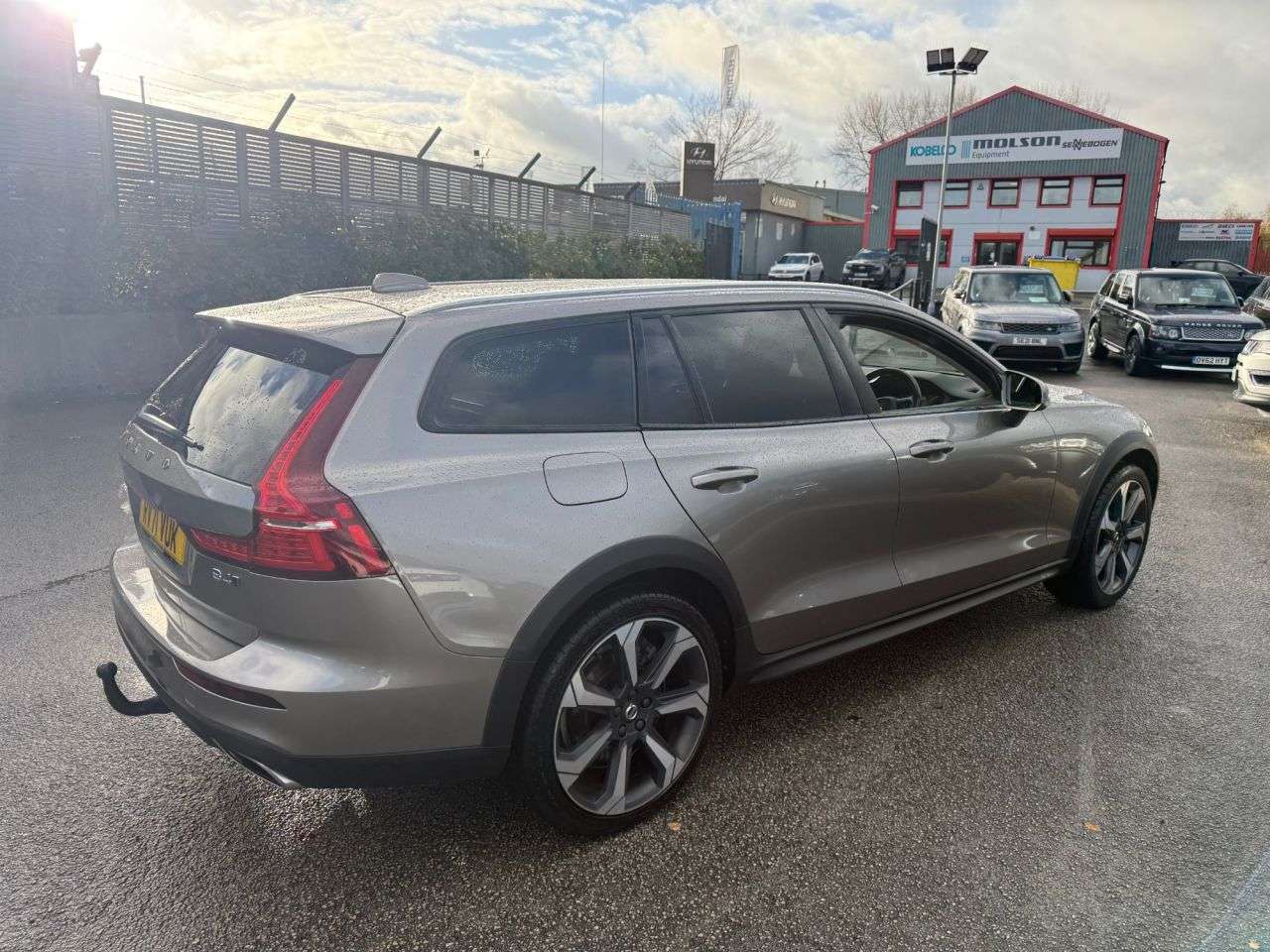 2021 VOLVO V60 CROSS COUNTRY 2021 VOLVO V60 CROSS COUNTRY