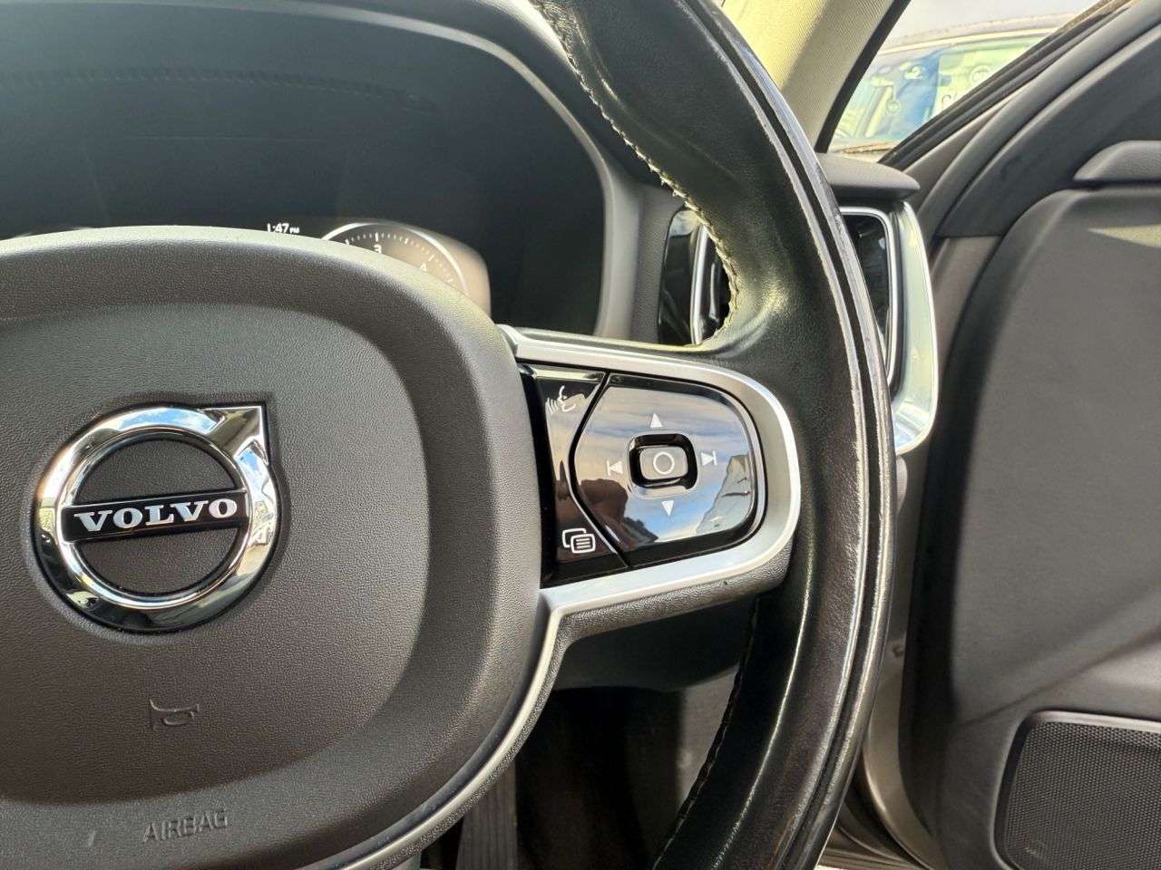 2021 VOLVO V60 CROSS COUNTRY 2021 VOLVO V60 CROSS COUNTRY