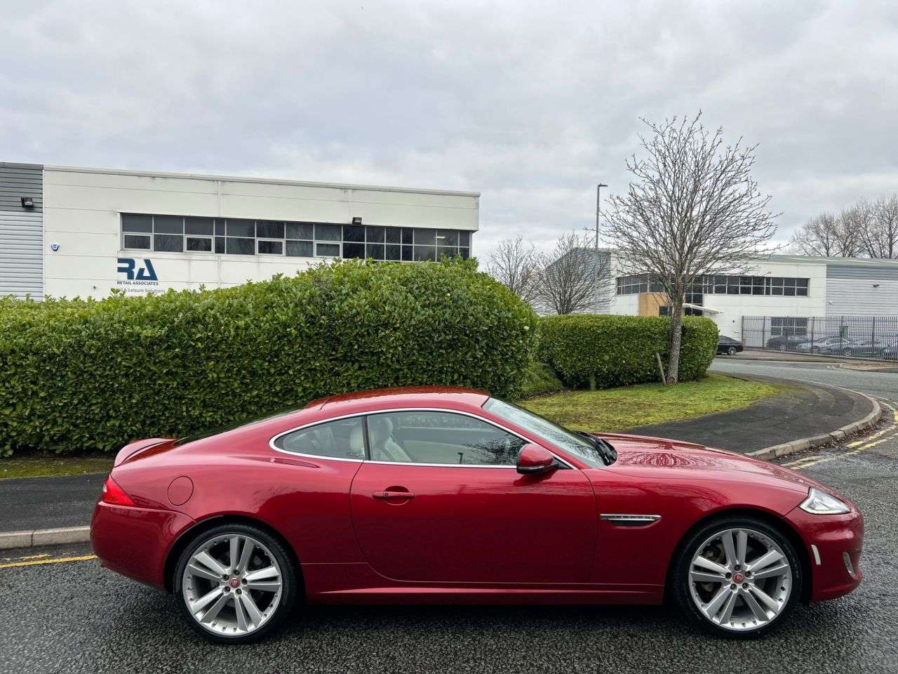 A 2014 JAGUAR XK 5.0 V8 Signature Coupe 2dr Petrol Auto Euro 5 (385 ps)-2 Owner Car From New A 2014 JAGUAR XK 5.0 V8 Signature Coupe 2dr Petrol Auto Euro 5 (385 ps)-2 Owner Car From New